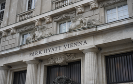 Josef Rainer kauft Wiener Prachtimmobilie am Hof