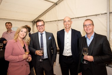 Bei der Gleichenfeier im Viola Park