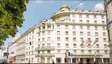 Das Hotel Ananas wurde verkauft.