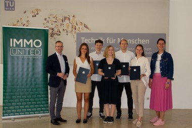 Roland Schmid, Pia Schwarzinger, Paul Czapka, Daniela Böhm, Hannes Mayrhofer, Bettina Röthlin und Vizerektorin Lehre TU Wien Jasmin Gründling-Riener