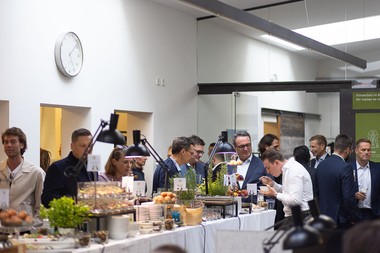 Obenauf/ feiert 15-jähriges Jubiläum