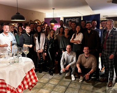 Beim ersten Fore-Stammtisch in Linz trafen sich Immoprofis unter 40 Jahren zum netzwerken.