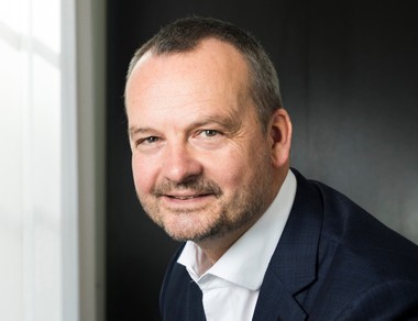 Jürgen Fenk wird Vorstand der Deutschen Immobilien Holding .