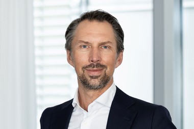 Martin sieht, dass die ESG-Anforderungen für die Investor:innen im Vordergrund stehen. 
