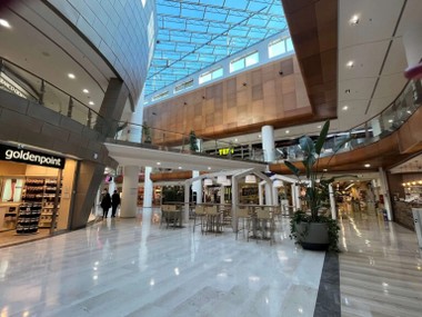 Supernova übernimmt ein weiteres EKZ in Rom.