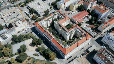 Das Wohnhaus Gerichtsgasse  wird an ÖBB-Mitarbeiter vermietet