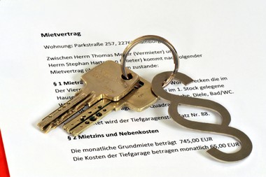 Wirtschaftlich besonders relevante Klauseln zu Betriebskosten sind zulässig.