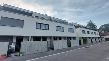 Ein neues Reihenhausprojekt kommt in die Vermarktung