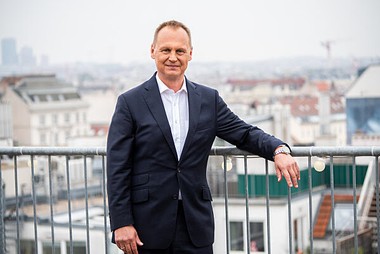 Karl Maria Pfeffer feiert