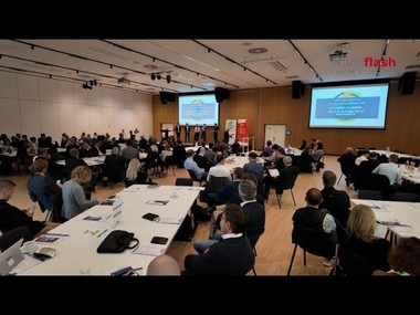 Beim IG-Lebenszyklus-Kongress 2025 steht eines im Mittelpunkt: Immobilien zukunftsfit machen – resilient, energieeffizient und bereit für die Herausforderungen des Klimawandels.
Viele Gebäude begleiten uns seit Generationen. Jetzt ist es an der Zeit, sie weiterzudenken und verantwortungsvoll in eine nachhaltige Zukunft zu führen.

Dabei zeigt sich der Bestand erstaunlich flexibel und anpassungsfähig mit großem Potenzial für eine ressourcenschonende Weiterverwendung.

Nachhaltigkeit bedeutet in diesem Kontext Beständigkeit: Es geht darum, Lebensräume zu schaffen, die dauerhaft bestehen und dennoch zeitgemäß bleiben.

Der IG-Lebenszyklus-Kongress 2025 zeigt eindrucksvoll: Zukunft entsteht nicht allein durch Neubau, sondern durch den bewussten Umgang mit dem, was bereits besteht.
==================================================
Im Interview:
Peter Stellnberger  Kundenbetreuer großvolumige gewerbliche Immobilienprojektfinanzierung, Raiffeisenlandesbank NÖ-Wien 
Ilia Dib   Geschäftsbereichsleitung Strategische Steuerung Immobilien, ÖBB-Infrastruktur
Christoph Müller-Thiede  Geschäftsführender Gesellschafter, M.O.O.CON
Albert Achammer   CEO, ATP architekten Ingenieure
Stephan Heid, Rechtsanwalt, Heid und Partner Rechtsanwälte