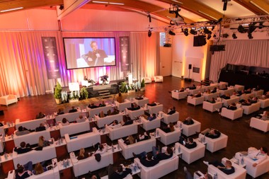 re.comm25: Die nächste Generation tritt an