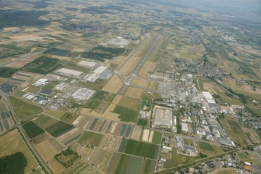 Mittig zwischen Freiburg im Breisgau und Straßburg sollen sich in Lahr ab 2028 vor allem großflächige Unternehmen ansiedeln. 
