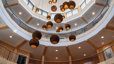 Seit über 25 Jahren steht Westfalia Spielgeräte für sichere und langlebige Spielgeräte.