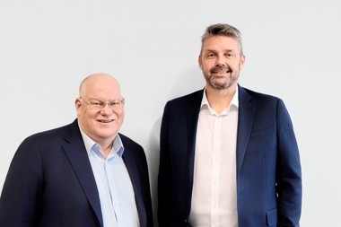 v.l.n.r.: Barry Brakey, Chair of Madigan Capital Board und Chris Wilson, CEO Madigan Capital