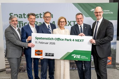 Am Flughafen Wien wurde der Start des  Office Park 4 next begangen.
