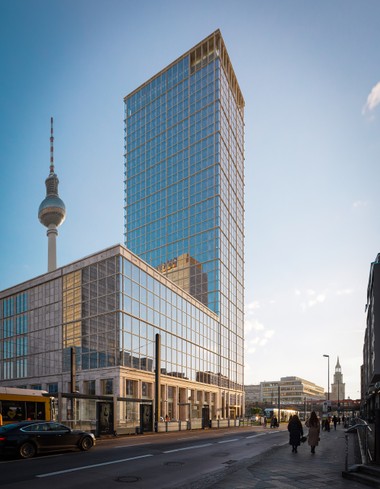 Commerz Real verlängert Nutzungsvereinbarung mit Galeria am Berliner Alexanderplatz