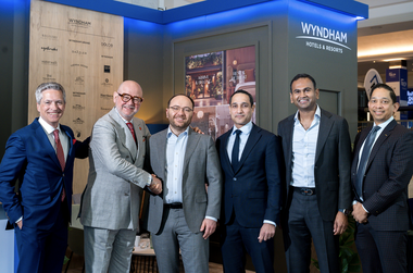 Wyndham und Mogotel unterzeichnen Franchisevertrag in Berlin