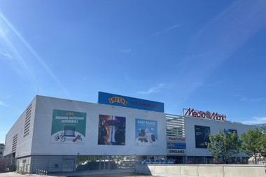 Hier in der Brüder Straße wird Decathlon einziehen.