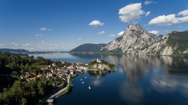 Traunsee-Großprojekt fixiert: Soravia investiert 170 Millionen Euro in ein gemischtes Quartier mit Marriott-Hotel, Gewerbe und Wohnungen.