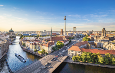 Neues Führungs-Trio bei BBI Immobilien: Ausbau Gewerbe & Logistik