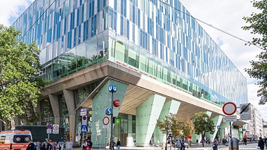 ÖBB kaufen Bahnhof Wien Mitte zurück