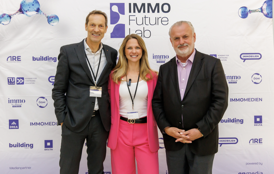 v.l.n.r.: Geschäftsführer DELTA Holding Wolfgang Kradischnig, Veranstalterin und Geschäftsführerin epmedia Werbeagentur Iris Einwaller-Probst, Geschäftsführer ÖGNI Peter Engert