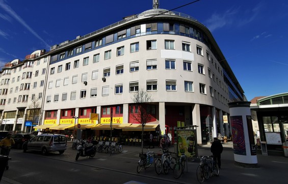 Revetas kaufte Büroimmobilie in der Wiener Reschgasse