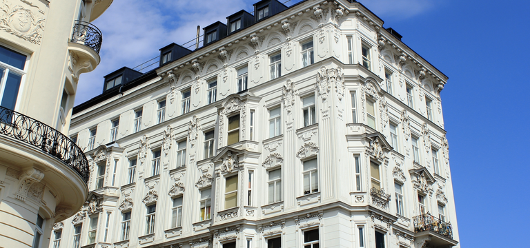 Immo Analytics Bericht: Unsanierte Altbauten in Wien unter Druck